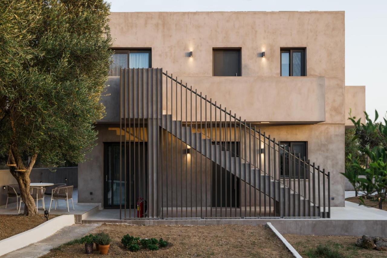 Topos Suites Lassi  Exterior photo