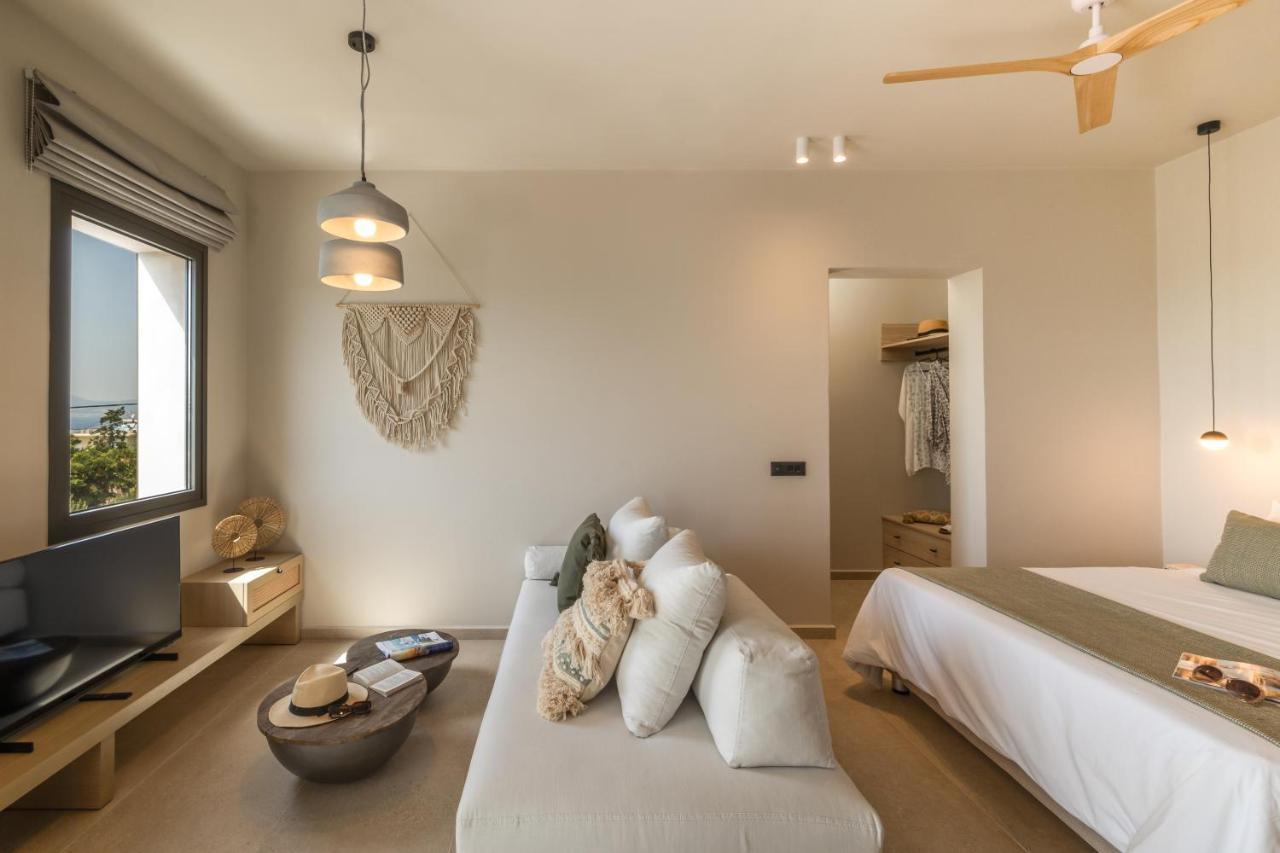 Topos Suites Lassi  Exterior photo